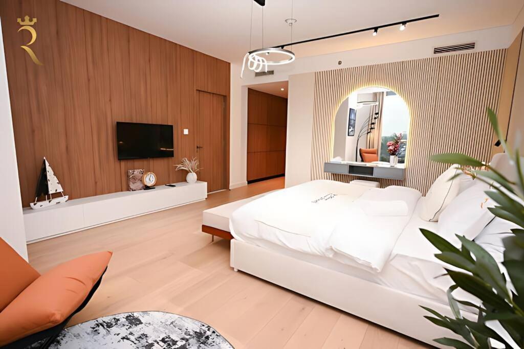 Apartment Seaside 1br Retreat With Pool & Gym In Saadiyat Island Abu Dhabi